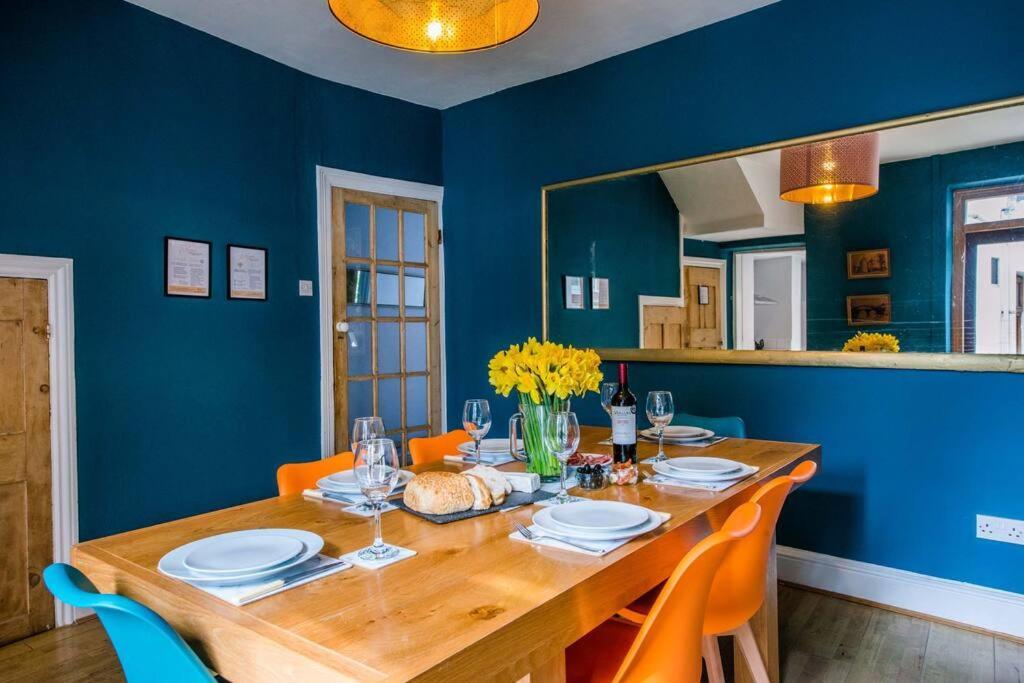 Gorgeous Victorian House Sleeps 6 In Cardiff 빌라 외부 사진